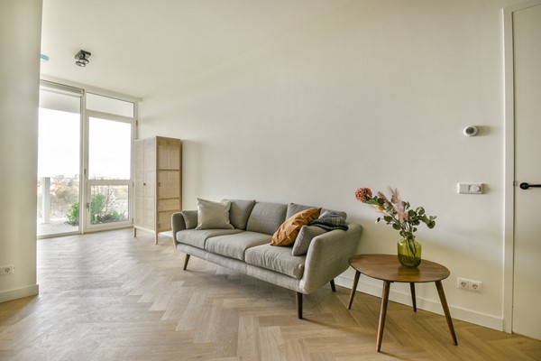 Medium property photo - Haarlemmerweg 484, 1014 BL Amsterdam